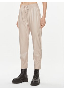 Marella Spodnie skórzane Floria 2337860339200 Beżowy Regular Fit ze sklepu MODIVO w kategorii Spodnie damskie - zdjęcie 168607472