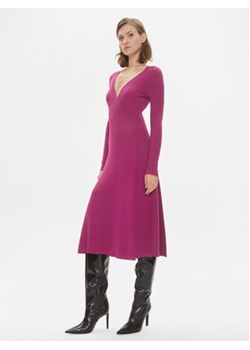 Pinko Sukienka dzianinowa Coccodrillo 102023 A18P Różowy Regular Fit ze sklepu MODIVO w kategorii Sukienki - zdjęcie 168608250