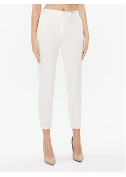 Imperial Spodnie materiałowe PVN2GAW Beżowy Slim Fit ze sklepu MODIVO w kategorii Spodnie damskie - zdjęcie 168608283