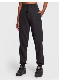 Fila Spodnie dresowe Bagod FAW0406 Czarny Regular Fit ze sklepu MODIVO w kategorii Spodnie damskie - zdjęcie 168609053