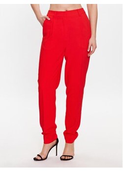 Bruuns Bazaar Spodnie materiałowe Cindysus BBW2595 Czerwony Slim Fit ze sklepu MODIVO w kategorii Spodnie damskie - zdjęcie 168611484