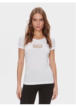 Guess T-Shirt W4RI33 J1314 Biały Slim Fit ze sklepu MODIVO w kategorii Bluzki damskie - zdjęcie 168616253