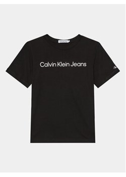 Calvin Klein Jeans T-Shirt IU0IU00599 D Czarny Regular Fit ze sklepu MODIVO w kategorii T-shirty chłopięce - zdjęcie 168616784