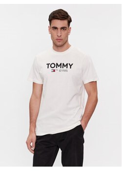Tommy Jeans T-Shirt Essential DM0DM18264 Biały Slim Fit ze sklepu MODIVO w kategorii T-shirty męskie - zdjęcie 168620762