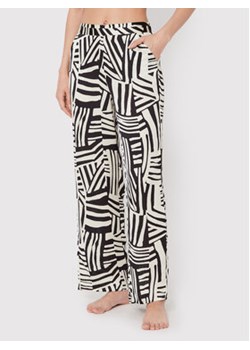Etam Spodnie piżamowe Jeezy 6535142 Beżowy Regular Fit ze sklepu MODIVO w kategorii Piżamy damskie - zdjęcie 168621993