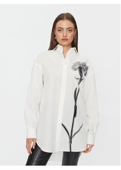 Desigual Koszula 23WWCW15 Biały Loose Fit ze sklepu MODIVO w kategorii Koszule damskie - zdjęcie 168625343