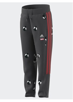 adidas Spodnie dresowe IB4850 Szary Regular Fit ze sklepu MODIVO w kategorii Spodnie chłopięce - zdjęcie 168625422