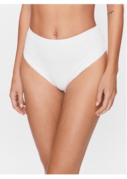 Undress Code Dół od bikini Summertime Biały ze sklepu MODIVO w kategorii Stroje kąpielowe - zdjęcie 168626634