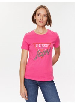 Guess T-Shirt W3BI42 I3Z14 Różowy Regular Fit ze sklepu MODIVO w kategorii Bluzki damskie - zdjęcie 168626662