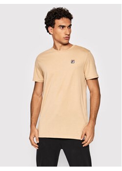 Fila T-Shirt Samuru 688977 Beżowy Regular Fit ze sklepu MODIVO w kategorii T-shirty męskie - zdjęcie 168626673