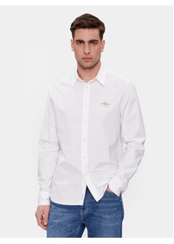 Calvin Klein Jeans Koszula Oxford J30J325027 Biały Slim Fit ze sklepu MODIVO w kategorii Koszule męskie - zdjęcie 168631013