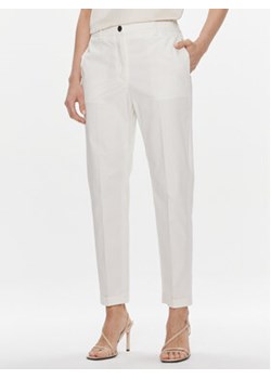 Boss Spodnie materiałowe Tachinoa 50490057 Beżowy Regular Fit ze sklepu MODIVO w kategorii Spodnie damskie - zdjęcie 168636624