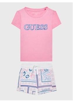 Guess Komplet t-shirt i szorty sportowe A3GG07 K6YW3 Kolorowy Regular Fit ze sklepu MODIVO w kategorii Komplety niemowlęce - zdjęcie 168637592