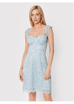 Guess Sukienka koktajlowa W2YK70 KAQN0 Niebieski Slim Fit ze sklepu MODIVO w kategorii Sukienki - zdjęcie 168641481