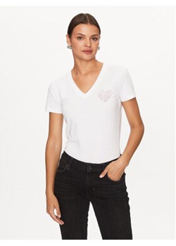 Guess T-Shirt W3BI33 J1314 Biały Slim Fit ze sklepu MODIVO w kategorii Bluzki damskie - zdjęcie 168641650