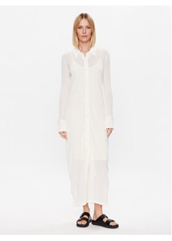 Calvin Klein Sukienka koszulowa K20K205573 Écru Slim Fit ze sklepu MODIVO w kategorii Sukienki - zdjęcie 168643512