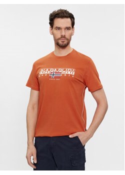 Napapijri T-Shirt S-Aylmer NP0A4HTO Pomarańczowy Regular Fit ze sklepu MODIVO w kategorii T-shirty męskie - zdjęcie 168645883