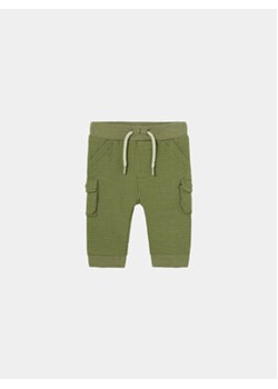 Mayoral Spodnie dresowe 2.518 Zielony Regular Fit ze sklepu MODIVO w kategorii Spodnie i półśpiochy - zdjęcie 168647472