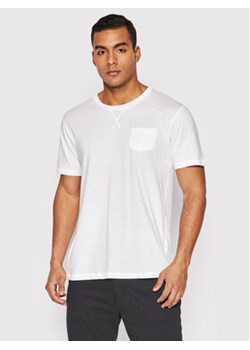 Brave Soul T-Shirt MTS-149ARKHAMN Biały Regular Fit ze sklepu MODIVO w kategorii T-shirty męskie - zdjęcie 168650493