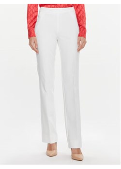 Marciano Guess Spodnie materiałowe Sally 3BGB29 7046A Biały Straight Fit ze sklepu MODIVO w kategorii Spodnie damskie - zdjęcie 168654141