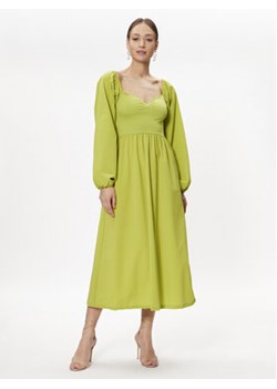 Gestuz Sukienka codzienna Mist 10906893 Zielony Regular Fit ze sklepu MODIVO w kategorii Sukienki - zdjęcie 168655812