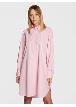 Tommy Hilfiger Sukienka koszulowa Solid WW0WW37102 Różowy Oversize ze sklepu MODIVO w kategorii Sukienki - zdjęcie 168656550