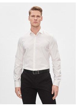 Calvin Klein Koszula K10K112301 Biały Slim Fit ze sklepu MODIVO w kategorii Koszule męskie - zdjęcie 168662774