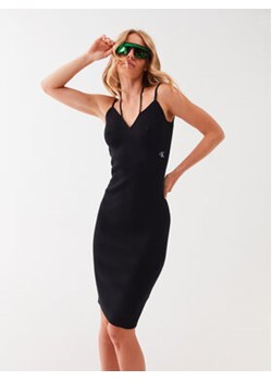 Calvin Klein Jeans Sukienka dzianinowa J20J221156 Czarny Slim Fit ze sklepu MODIVO w kategorii Sukienki - zdjęcie 168667533