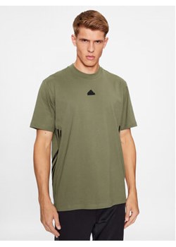 adidas T-Shirt Future Icons 3-Stripes IN1615 Zielony Loose Fit ze sklepu MODIVO w kategorii T-shirty męskie - zdjęcie 168669962