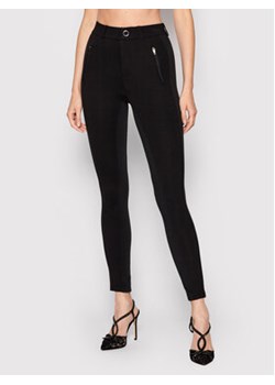 Guess Spodnie materiałowe Greta W2RB12 K8RN0 Czarny Slim Fit ze sklepu MODIVO w kategorii Spodnie damskie - zdjęcie 168670884