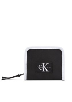 Calvin Klein Jeans Portfel dziecięcy Colour Blocking Velcro Wallet IU0IU00452 Czarny ze sklepu MODIVO w kategorii Akcesoria dziecięce - zdjęcie 168671304