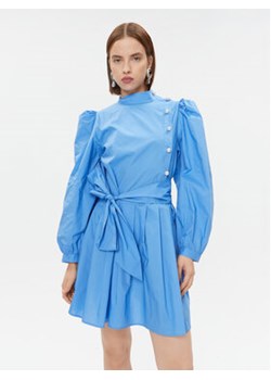 Custommade Sukienka koktajlowa Joulie 999369477 Niebieski Regular Fit ze sklepu MODIVO w kategorii Sukienki - zdjęcie 168672194