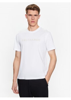 Trussardi T-Shirt 52T00724 Biały Regular Fit ze sklepu MODIVO w kategorii T-shirty męskie - zdjęcie 168673403