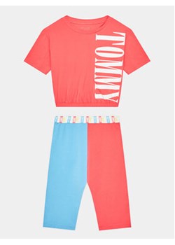 Tommy Hilfiger Piżama UG0UG00631 Różowy Regular Fit ze sklepu MODIVO w kategorii Piżamy dziecięce - zdjęcie 168674792