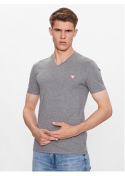 Guess T-Shirt M2YI32 J1314 Szary Slim Fit ze sklepu MODIVO w kategorii T-shirty męskie - zdjęcie 168674912