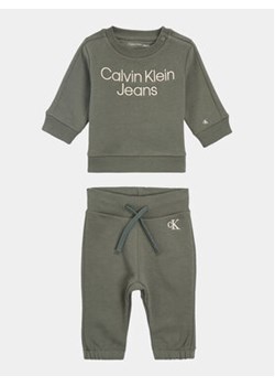 Calvin Klein Jeans Dres IN0IN00137 Zielony Regular Fit ze sklepu MODIVO w kategorii Dresy dla niemowlaka - zdjęcie 168675831