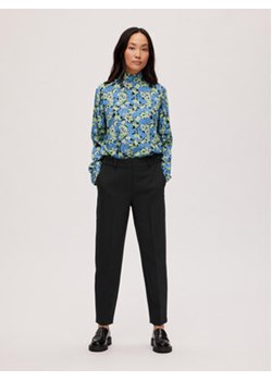 Selected Femme Spodnie materiałowe Rita-Ria 16089261 Czarny Regular Fit ze sklepu MODIVO w kategorii Spodnie damskie - zdjęcie 168677123