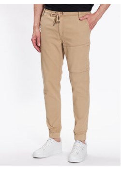 Duer Joggery No Sweat MJNS1100 Khaki Slim Fit ze sklepu MODIVO w kategorii Spodnie męskie - zdjęcie 168681683