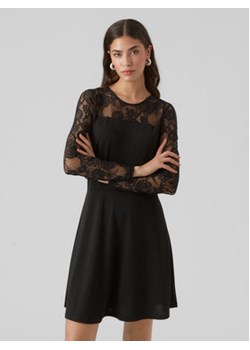 Vero Moda Sukienka codzienna 10296124 Czarny Regular Fit ze sklepu MODIVO w kategorii Sukienki - zdjęcie 168684524