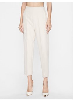 Maryley Spodnie materiałowe 23IB616/41LA Beżowy Regular Fit ze sklepu MODIVO w kategorii Spodnie damskie - zdjęcie 168685533