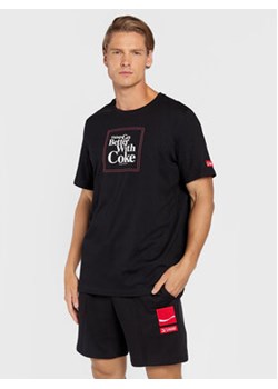 Puma T-Shirt COCA-COLA Graphic 536158 Czarny Regular Fit ze sklepu MODIVO w kategorii T-shirty męskie - zdjęcie 168688770