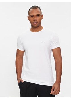 Calvin Klein T-Shirt K10K112724 Biały Slim Fit ze sklepu MODIVO w kategorii T-shirty męskie - zdjęcie 168690354
