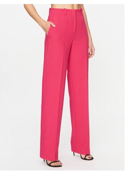 Hugo Spodnie materiałowe Hulana 50412985 Różowy Regular Fit ze sklepu MODIVO w kategorii Spodnie damskie - zdjęcie 168691922
