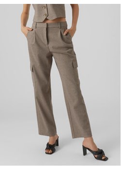 Vero Moda Spodnie materiałowe 10297422 Szary Straight Fit ze sklepu MODIVO w kategorii Spodnie damskie - zdjęcie 168694360
