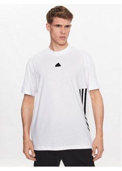 adidas T-Shirt IN1612 Biały Loose Fit ze sklepu MODIVO w kategorii T-shirty męskie - zdjęcie 168695251