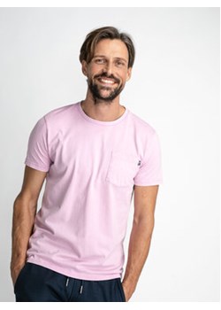 Petrol Industries T-Shirt M-1030-TSR639 Różowy Regular Fit ze sklepu MODIVO w kategorii T-shirty męskie - zdjęcie 168696010