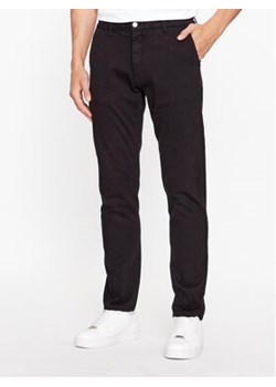 Guess Chinosy Angels M3BB16 WFPRA Czarny Slim Fit ze sklepu MODIVO w kategorii Spodnie męskie - zdjęcie 168698132