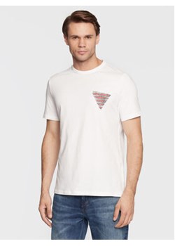 Guess T-Shirt Eskil M2BI26 J1314 Biały Slim Fit ze sklepu MODIVO w kategorii T-shirty męskie - zdjęcie 168717032