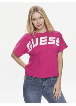 Guess T-Shirt Deana Boxy V4RI09 KC2Z0 Różowy Regular Fit ze sklepu MODIVO w kategorii Bluzki damskie - zdjęcie 168725720