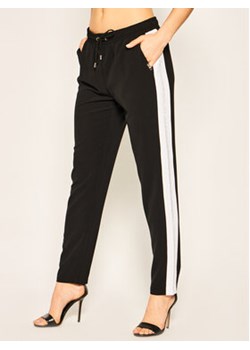 Liu Jo Sport Spodnie materiałowe TA0027 T8423 Czarny Regular Fit ze sklepu MODIVO w kategorii Spodnie damskie - zdjęcie 168725793